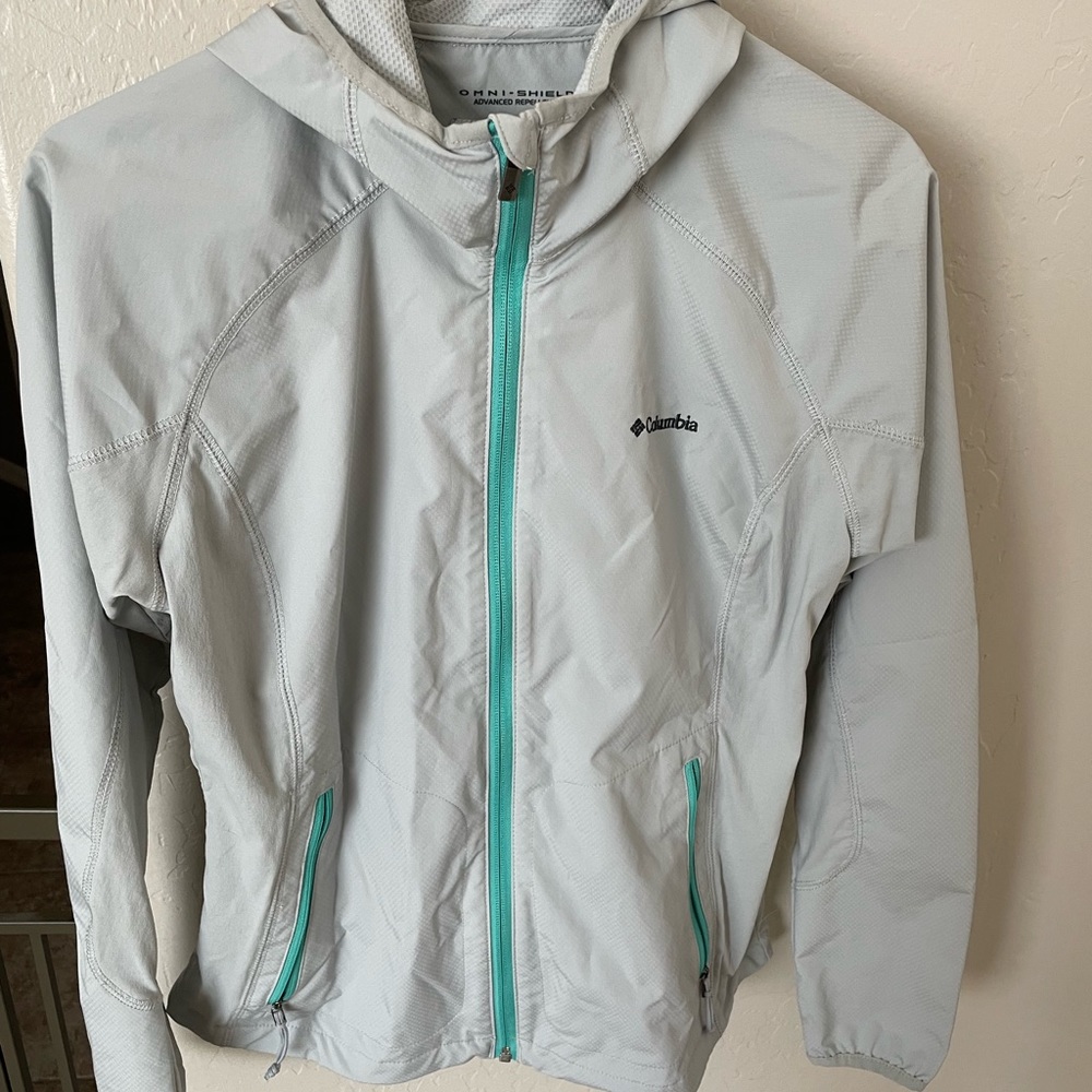 Grey Columbia rain jacket, size M